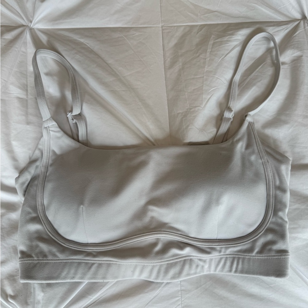 Vitality Cloud White Sports Bra